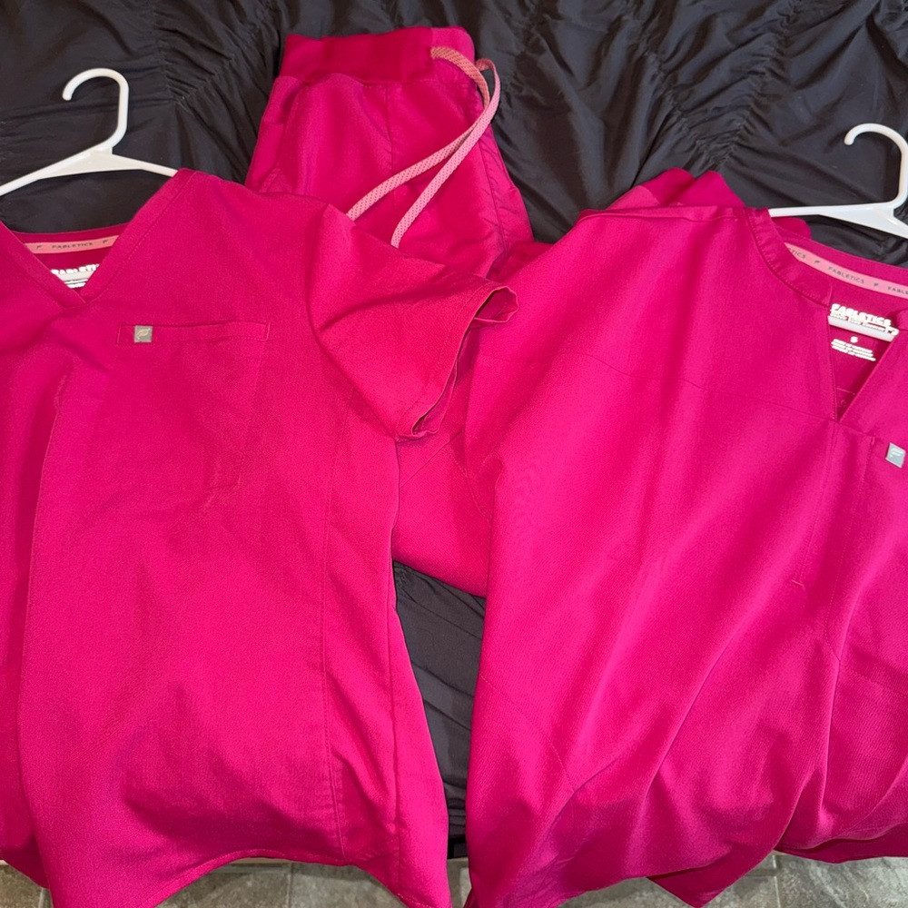 Fabletics Pink Scrub Set